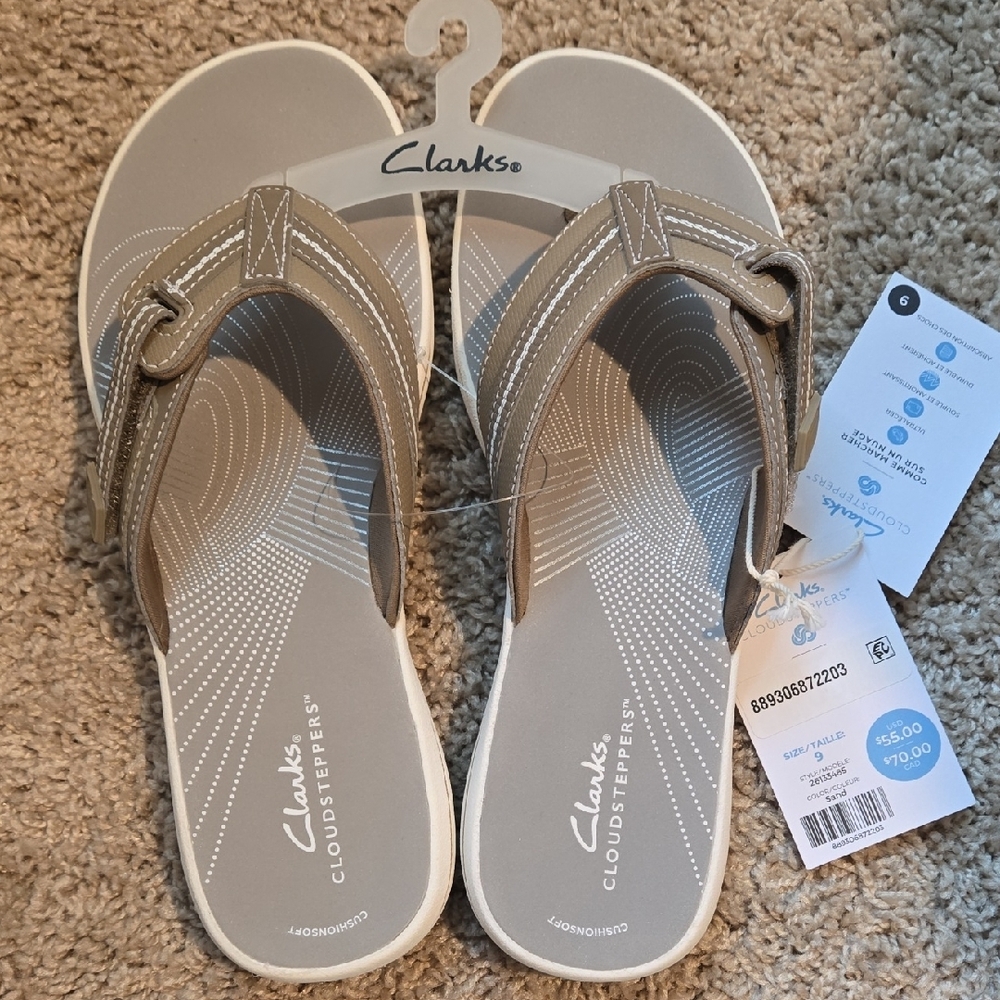 Clarks CloudStepper Tan Adjustable Sandals FlipFlop Cushion Soft Sz 9